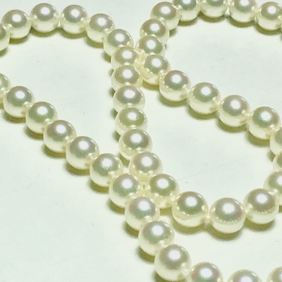 ⭐️HOST PICK⭐️ MIKIMOTO Akoya Pearl Necklace w/18KT Gold Clasp - Picture 9 of 14
